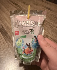 mmmm... PokéJuice... ( -_-)旦~